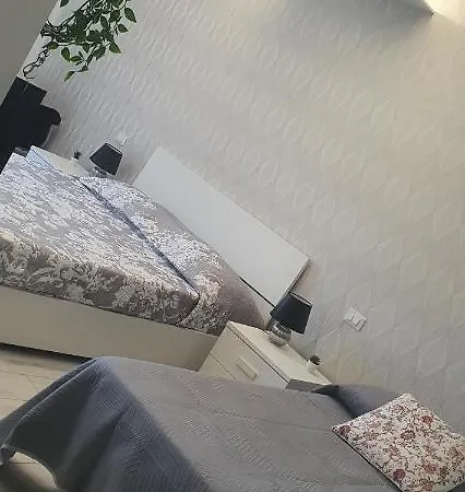 Alhena بيت ضيافة تيراتشينا