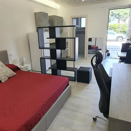 Alhena Konukevi Terracina